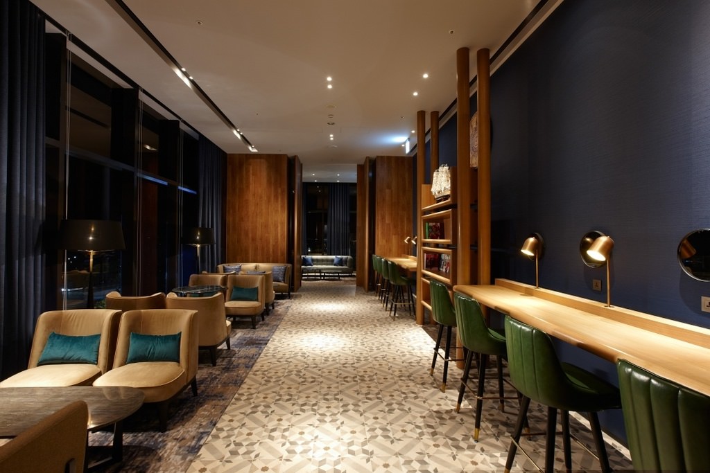 Blu-Bar_3.jpg
