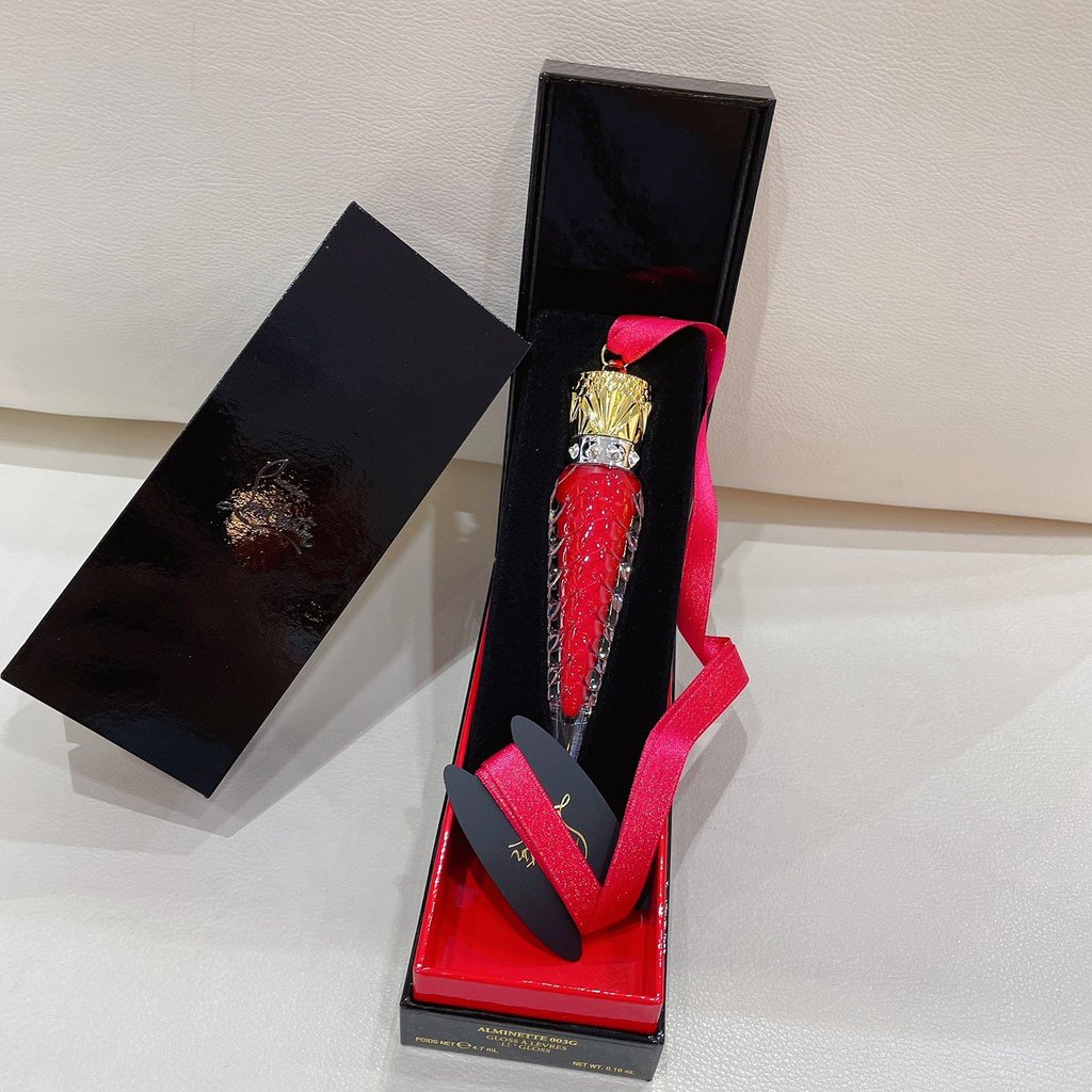 Christian Louboutin Beauty 唇彩_3.jpg