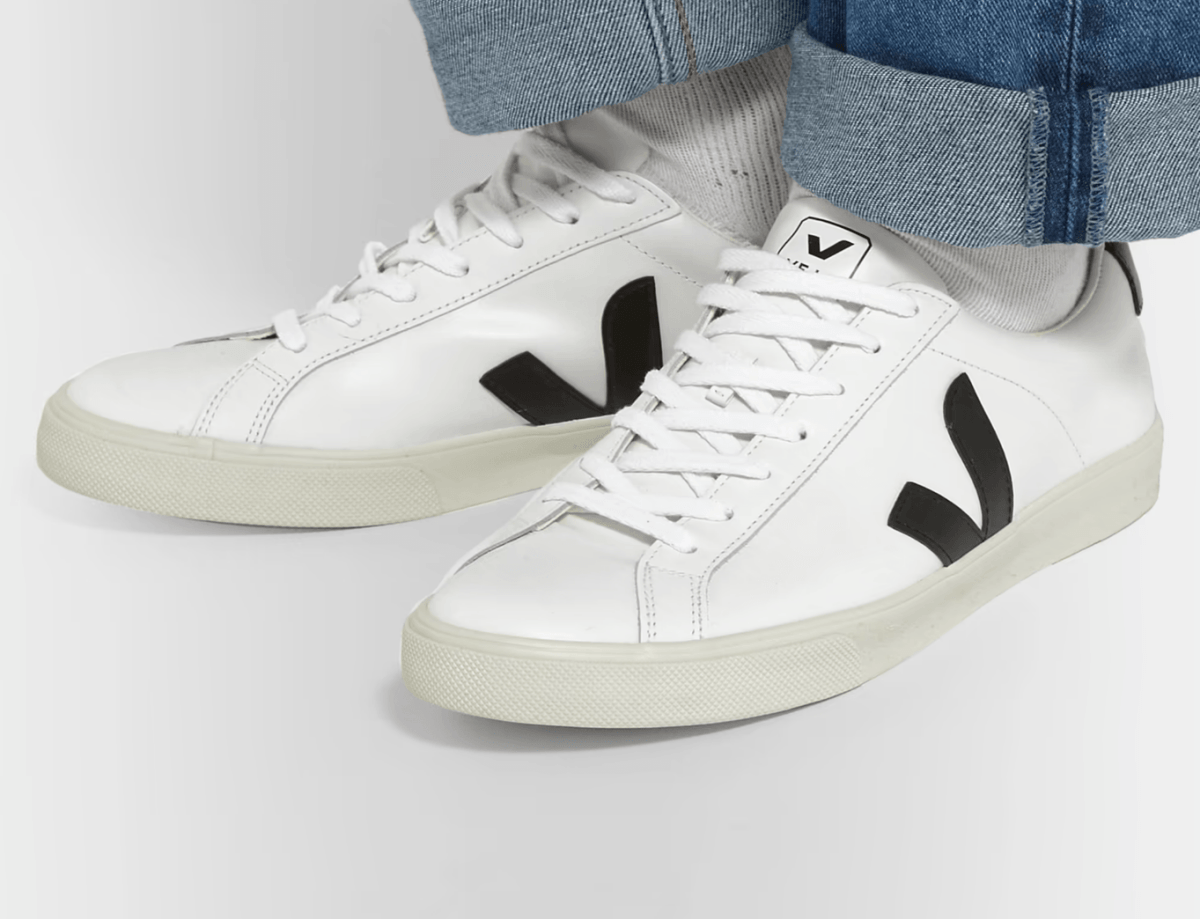 VEJA Esplar Rubber Trimmed Leather Sneakers（白底黑V）