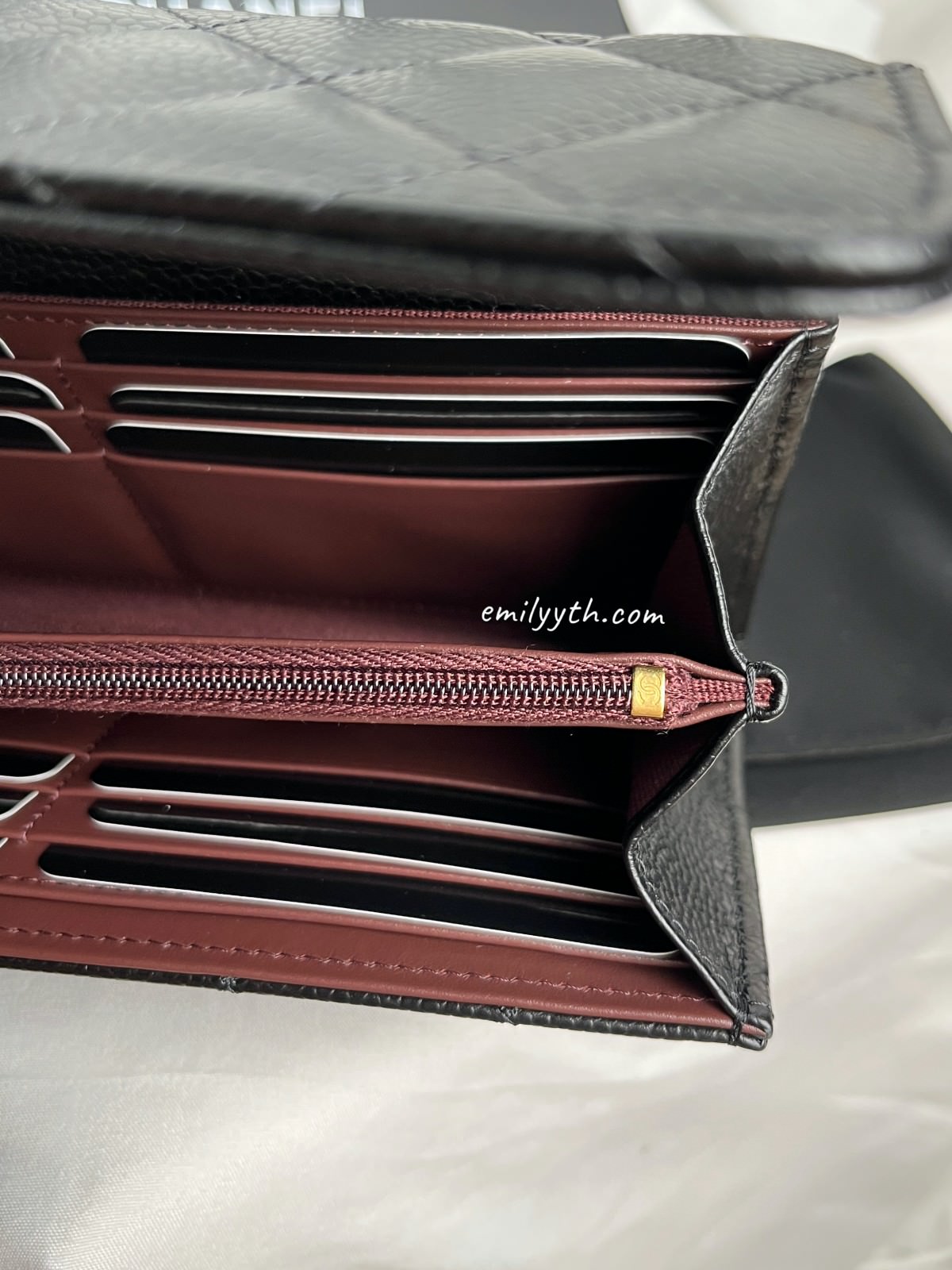 香奈兒開箱!2022 CHANEL 經典口蓋長夾台灣售價?日本買價差多少?愈來愈難買的小皮件,早買早享受,晚買也不會有折扣。 - 第18張圖 香奈兒開箱!2022 CHANEL 經典口蓋長夾台灣售價?日本買價差多少?愈來愈難買的小皮件,早買早享受,晚買也不會有折扣。