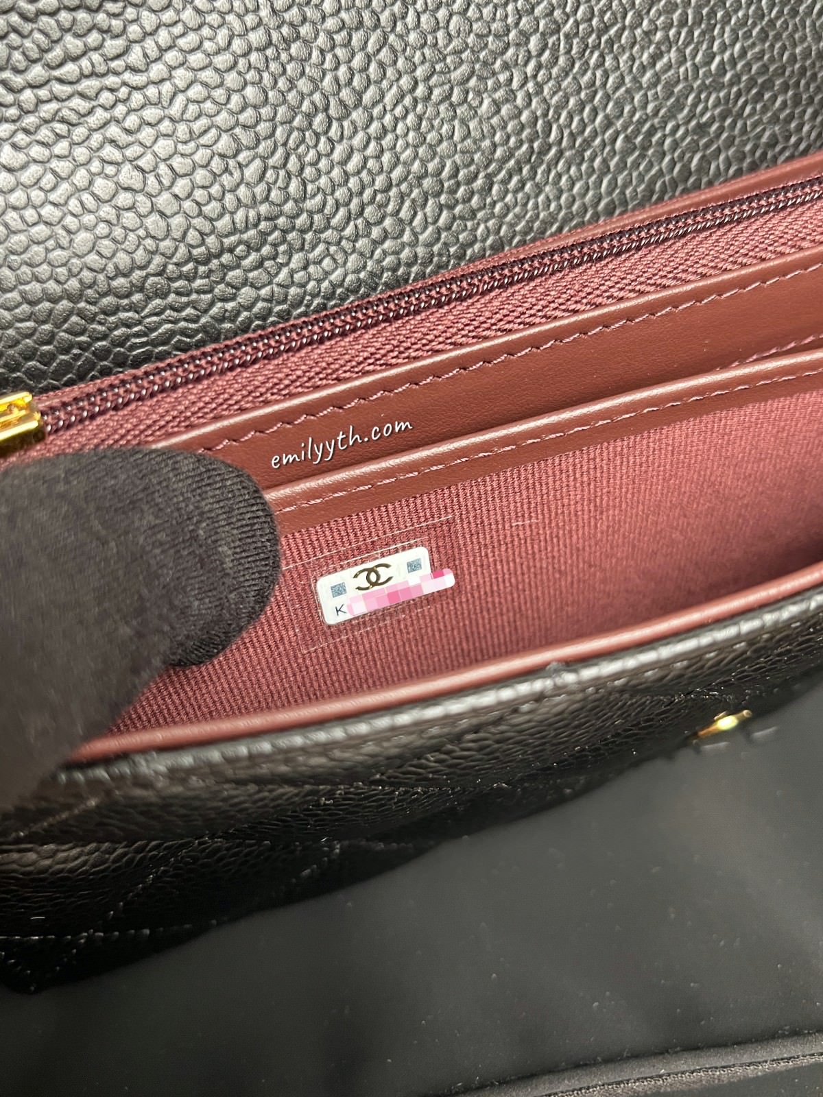 香奈兒開箱!2022 CHANEL 經典口蓋長夾台灣售價?日本買價差多少?愈來愈難買的小皮件,早買早享受,晚買也不會有折扣。 - 第11張圖 香奈兒開箱!2022 CHANEL 經典口蓋長夾台灣售價?日本買價差多少?愈來愈難買的小皮件,早買早享受,晚買也不會有折扣。