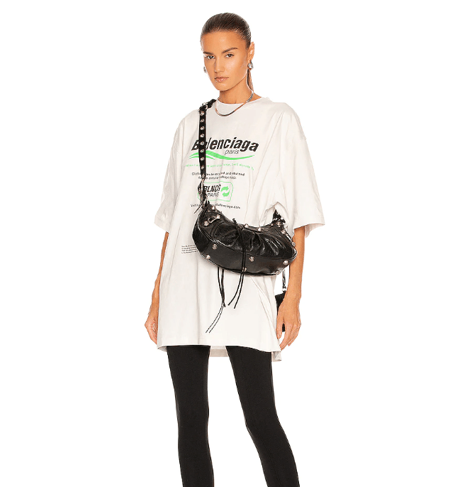 【2023 春季大促】FWRD 全站低至 7折！LOEWE, BALENCIAGA, MONCLER 必買（3/29 23:59 結束）