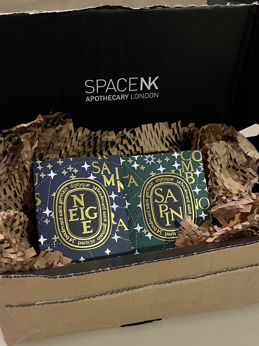 【2023 SPACE NK 購物教學】寄台灣享退稅優勢，滿額免運已取消，仍有專櫃6折力度（KIEHL’S 契爾氏A醇、淡斑精華、小紅瓶 59折起）