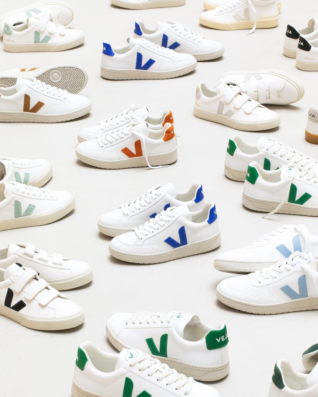 【2023 春季大促】FWRD 全站低至 7折！LOEWE, BALENCIAGA, MONCLER 必買（3/29 23:59 結束）