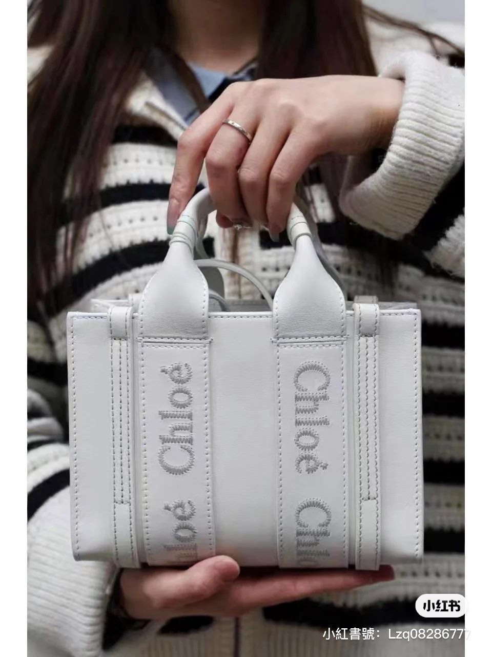 Chloé Woody 迷你托特包開箱！2023 新款專櫃價格？保卡沒蓋章專櫃不收？電商購買必知風險！