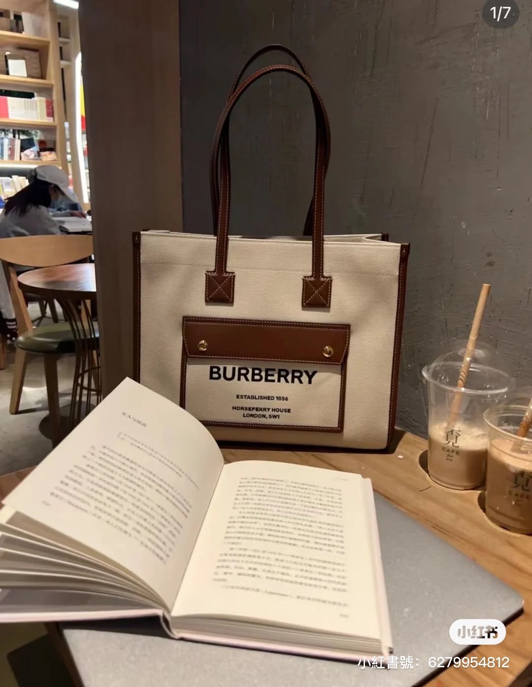 BURBERRY tote bag