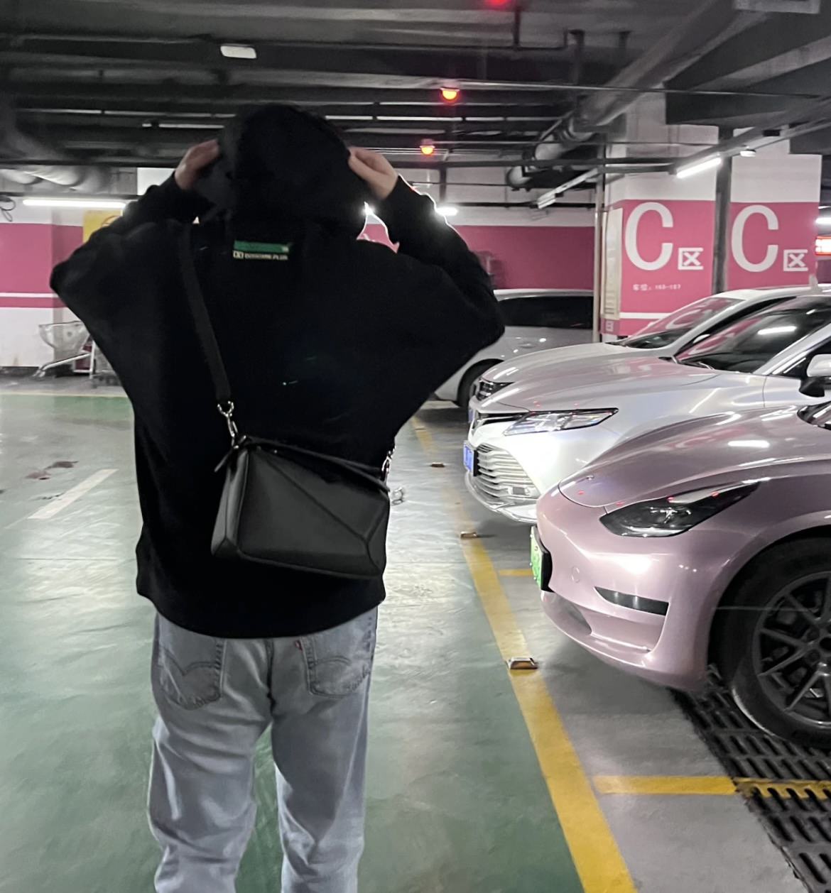 HBX Cyber Monday 全站7折 + 5件額外8折=低至56折！