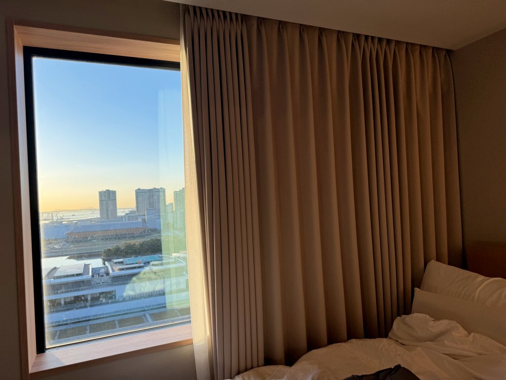 東京平價住宿推薦！東京豐洲日航都市酒店&東京豐洲千客萬來溫泉會館，teamLab 步行10分鐘，東京灣海景看好看滿。