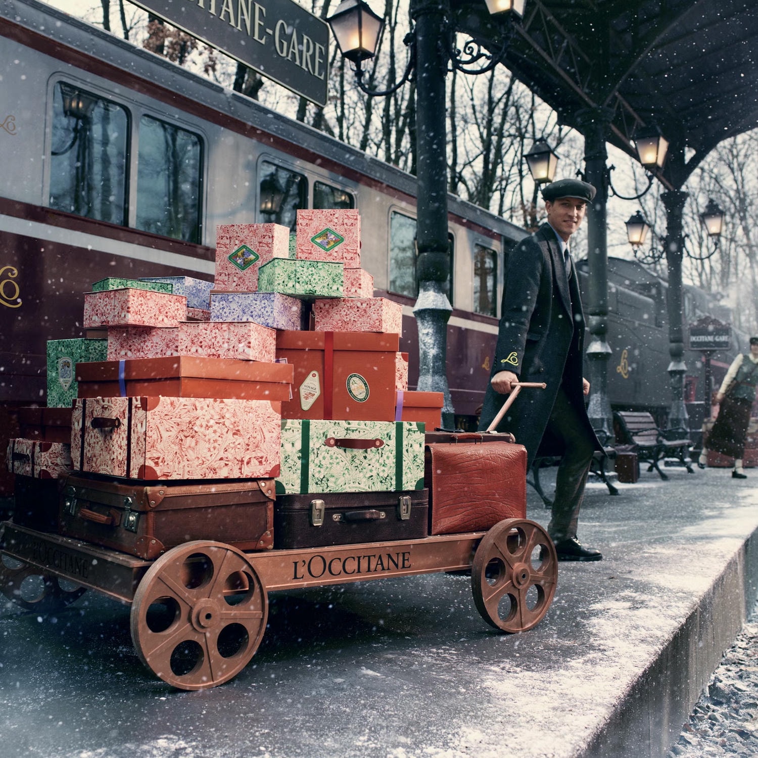 2024 聖誕倒數禮盒懶人包，RéVive低至47折、蘭蔻Lancôme低至51折、赫蓮娜低至69折。