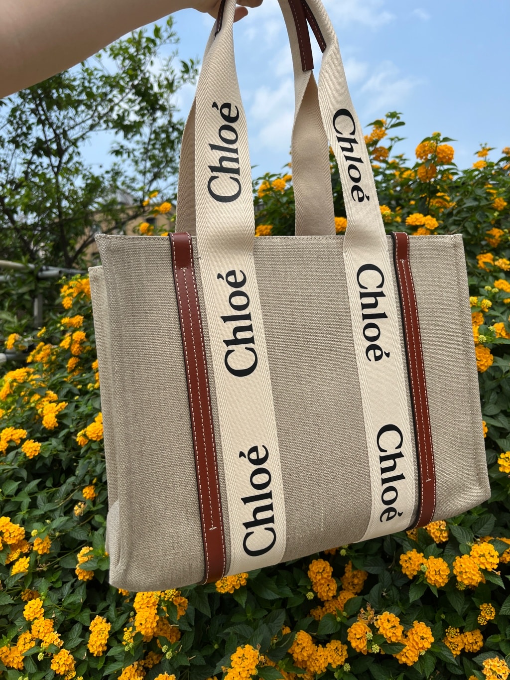 24S低至5折再8折！Chloe Woody 托特包低至47折、BV 包包配件5折起！