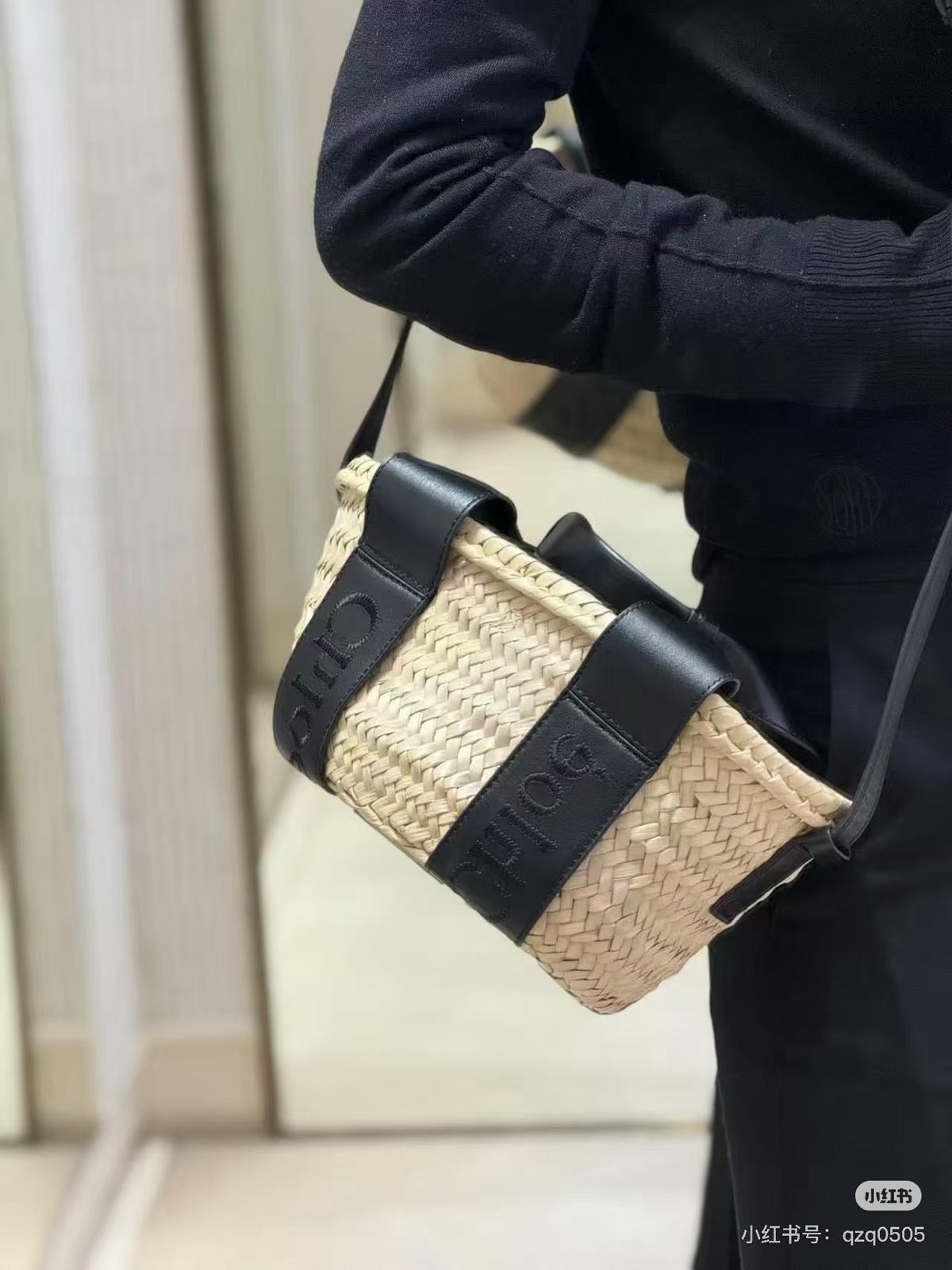 FWRD秘密折扣,LOEWE、CELINE、BALENCIAGA等大牌精選商品限時 3 折起! - 第12張圖 FWRD秘密折扣,LOEWE、CELINE、BALENCIAGA等大牌精選商品限時 3 折起!