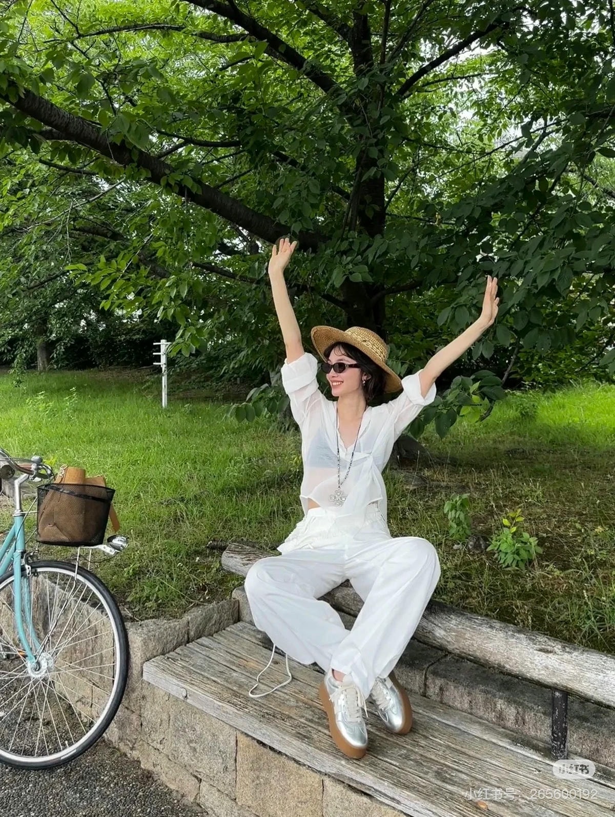 Hogan Cool Sneakers 許路兒同款開箱！Hogan Cool Sneakers v.s. Hogan H-Stripes 厚底鞋實穿超詳細比較！