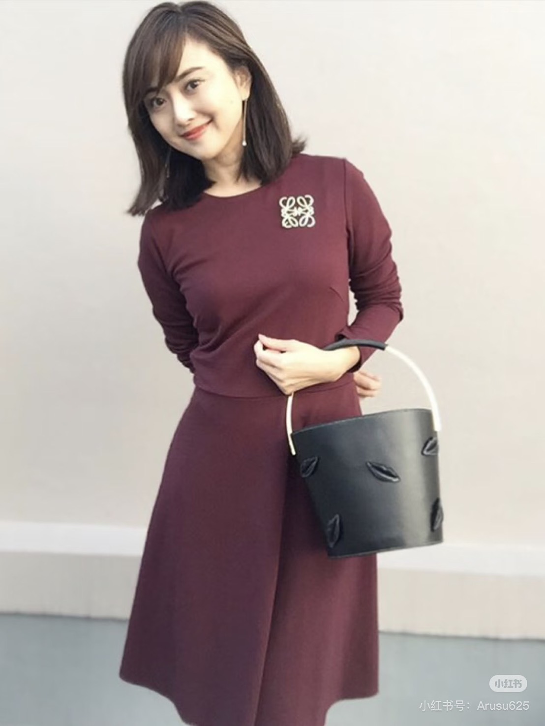 Net-A-Porter 超級難得免運活動！必買 Loewe 配件！