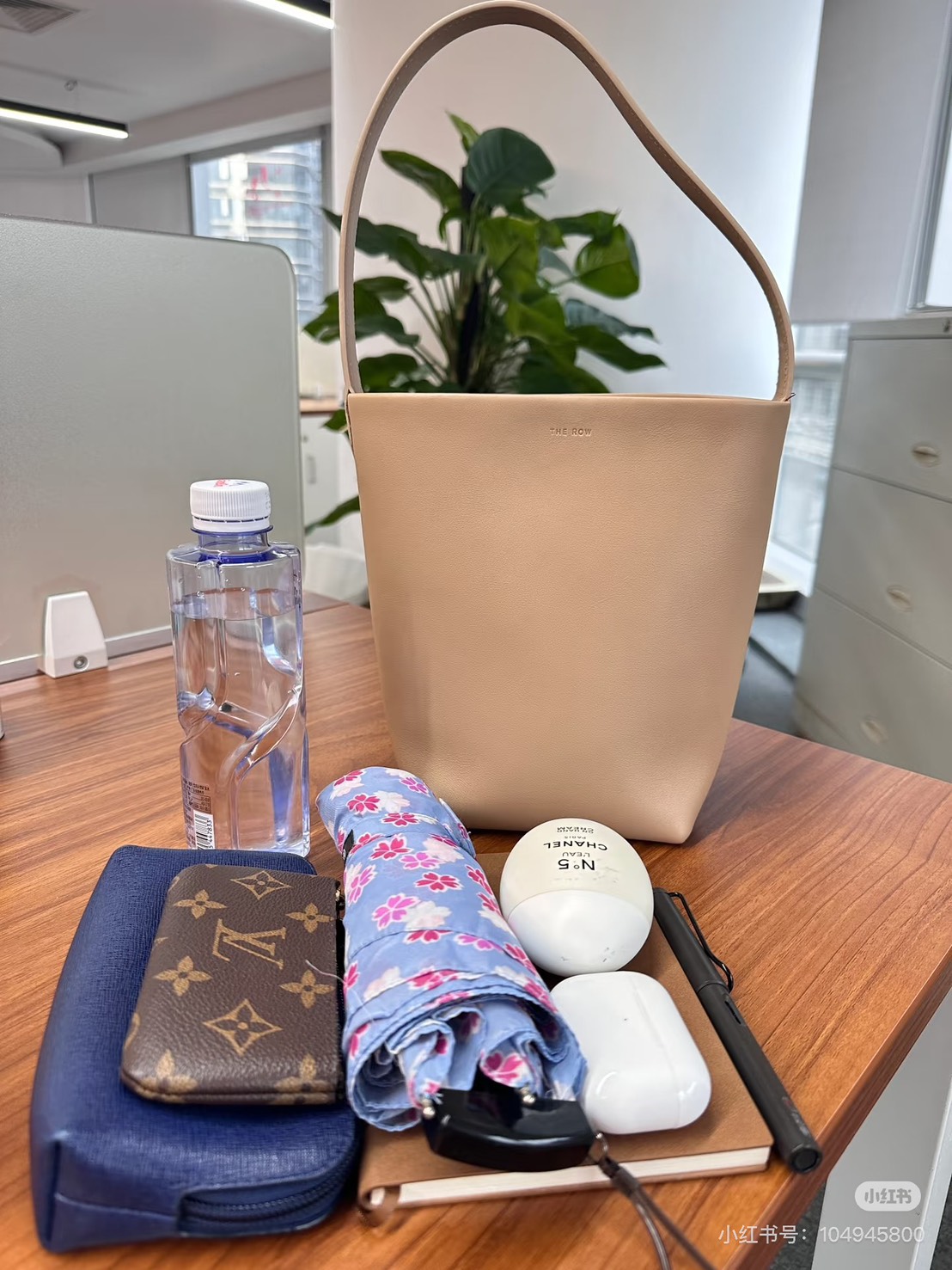 FWRD 私密折扣回歸！The Row 首度75折！