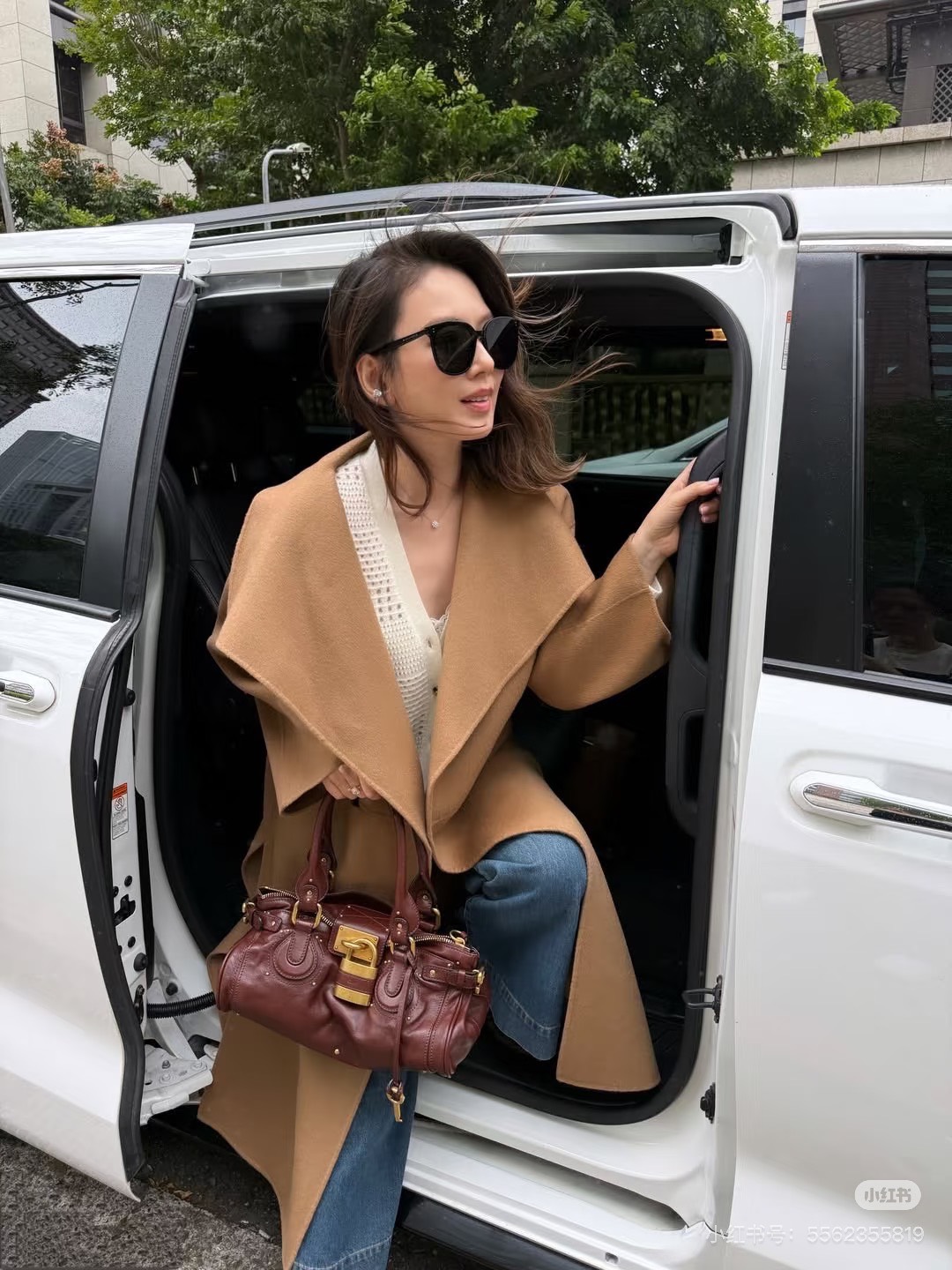 FWRD 滿額 7折，折扣區可折上折 ！